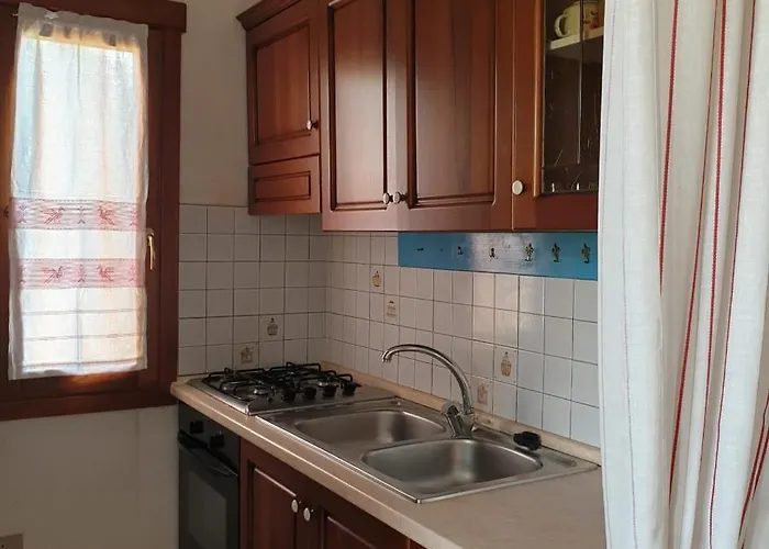 A Due Passi Dal Centro... *