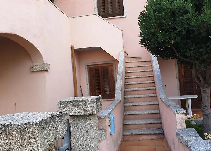 A Due Passi Dal Centro... *