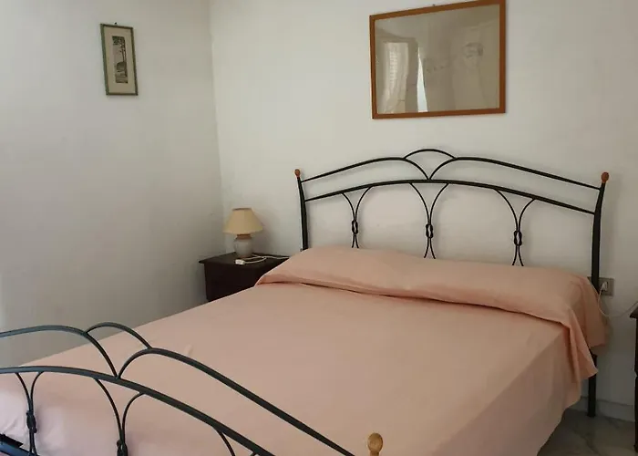 A Due Passi Dal Centro... *